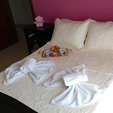 - Family Comfort With Large Garden, Jacuzzi Villa