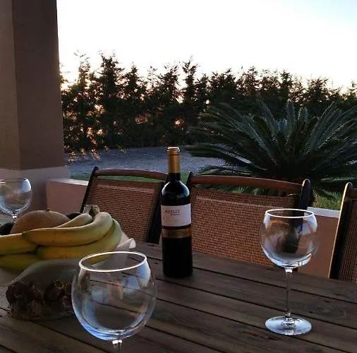 - Family Comfort With Large Garden, Jacuzzi העיירה קוס