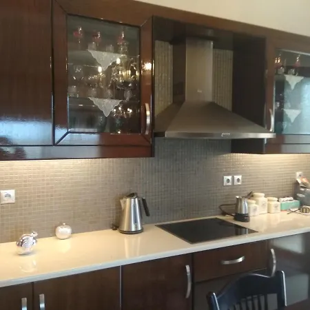 - Family Comfort With Large Garden, Jacuzzi * Kos