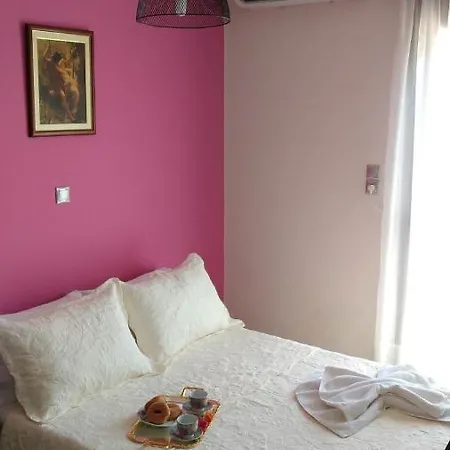 - Family Comfort With Large Garden, Jacuzzi * Kos